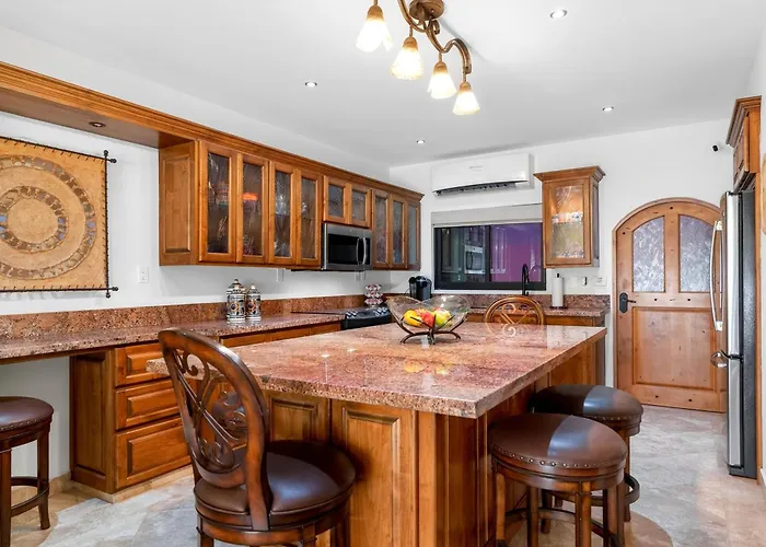 Marina Sol Luxury 2br Walk To & Marina * Cabo San Lucas