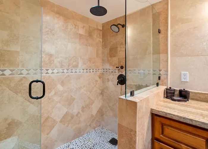 Сasa de vacaciones Marina Sol Luxury 2br Walk To & Marina